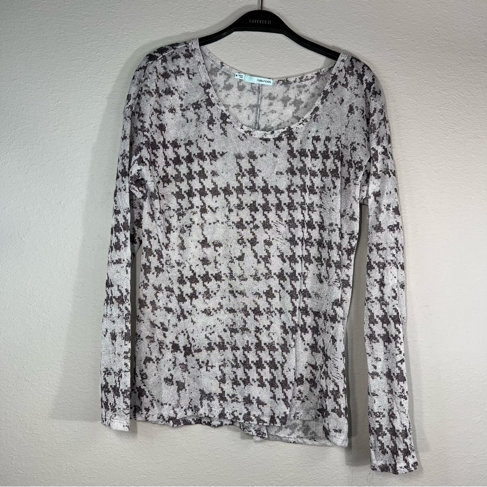 Maurices Gray Long Sleeve Fitted Top